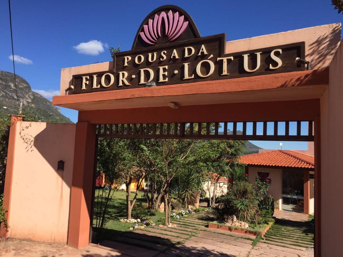 איביקוארה Pousada Flor De Lotus מראה חיצוני תמונה